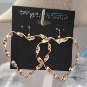 Romantic Style Gold Tone Heart Earrings